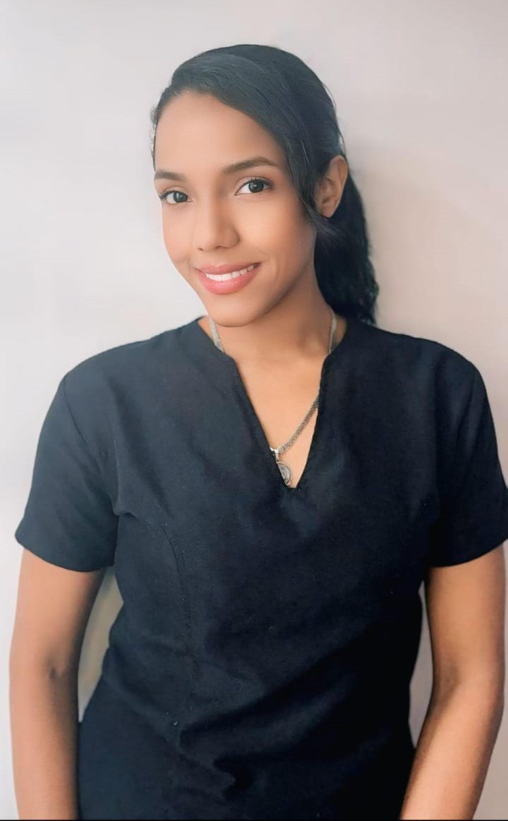 Yuliana - Masoterapeuta